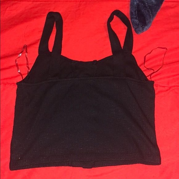 Black crop top - Picture 2 of 3